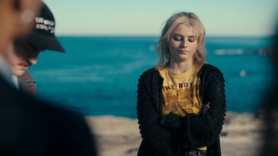 Totally_Completely_Fine_S01E03_mkv0621.jpg
