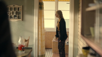 Totally_Completely_Fine_S01E03_mkv0974.jpg