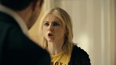 Totally_Completely_Fine_S01E03_mkv0981.jpg