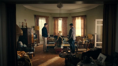 Totally_Completely_Fine_S01E03_mkv1142.jpg