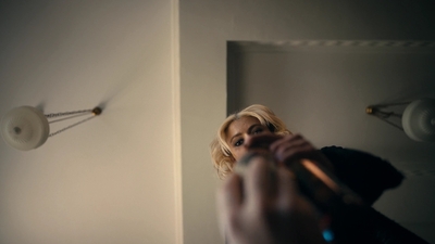 Totally_Completely_Fine_S01E03_mkv1218.jpg