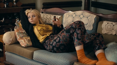Totally_Completely_Fine_S01E03_mkv1260.jpg
