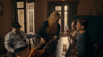 Totally_Completely_Fine_S01E03_mkv1352.jpg