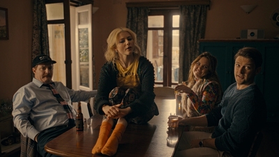 Totally_Completely_Fine_S01E03_mkv1369.jpg
