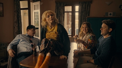 Totally_Completely_Fine_S01E03_mkv1373.jpg