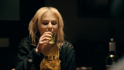 Totally_Completely_Fine_S01E03_mkv1459.jpg