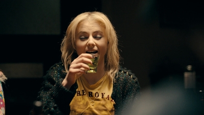 Totally_Completely_Fine_S01E03_mkv1460.jpg