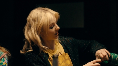Totally_Completely_Fine_S01E03_mkv1490.jpg