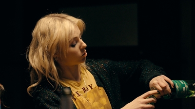 Totally_Completely_Fine_S01E03_mkv1491.jpg