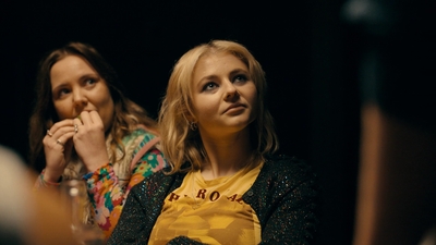 Totally_Completely_Fine_S01E03_mkv1505.jpg