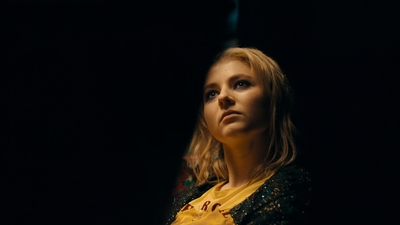 Totally_Completely_Fine_S01E03_mkv1509.jpg