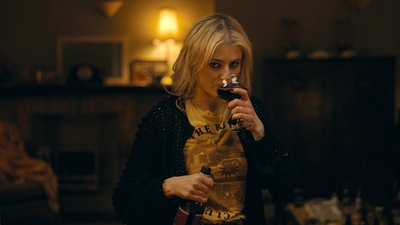 Totally_Completely_Fine_S01E03_mkv1764.jpg