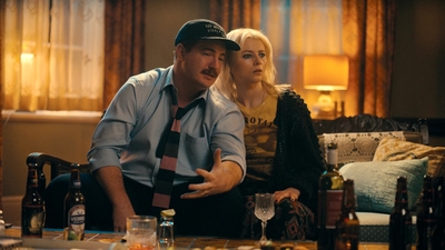 Totally_Completely_Fine_S01E03_mkv1885.jpg