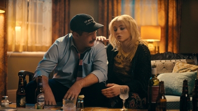 Totally_Completely_Fine_S01E03_mkv1915.jpg
