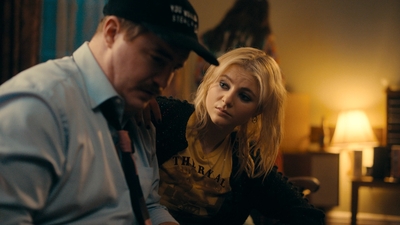 Totally_Completely_Fine_S01E03_mkv1934.jpg
