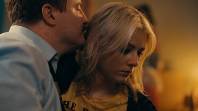 Totally_Completely_Fine_S01E03_mkv1967.jpg