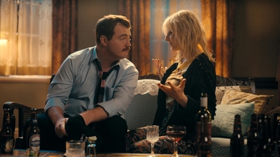 Totally_Completely_Fine_S01E03_mkv2001.jpg
