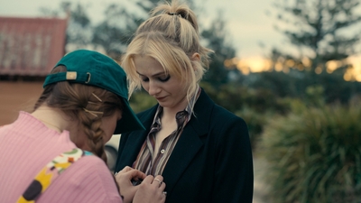 Totally_Completely_Fine_S01E04_mkv3295.jpg