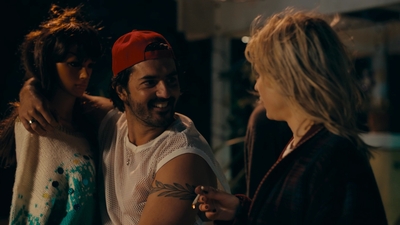 Totally_Completely_Fine_S01E05_mkv1960.jpg