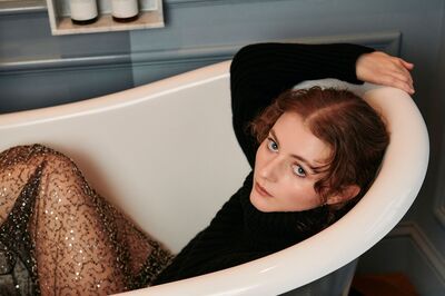 Thomasin1883Outtakes_28629.jpg